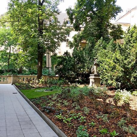 Hotel Svaty Jan براغ المظهر الخارجي الصورة