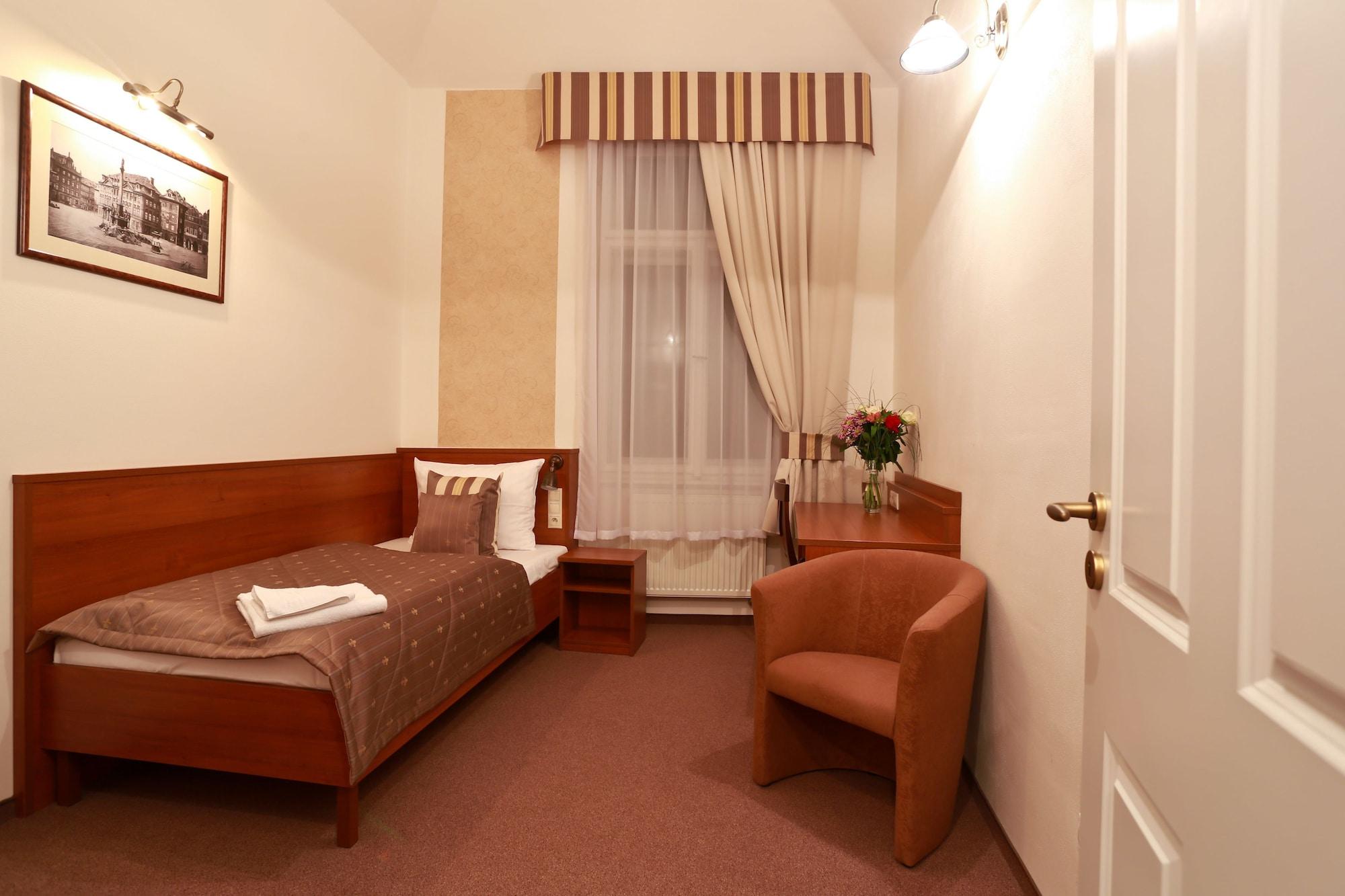 Hotel Svaty Jan براغ المظهر الخارجي الصورة