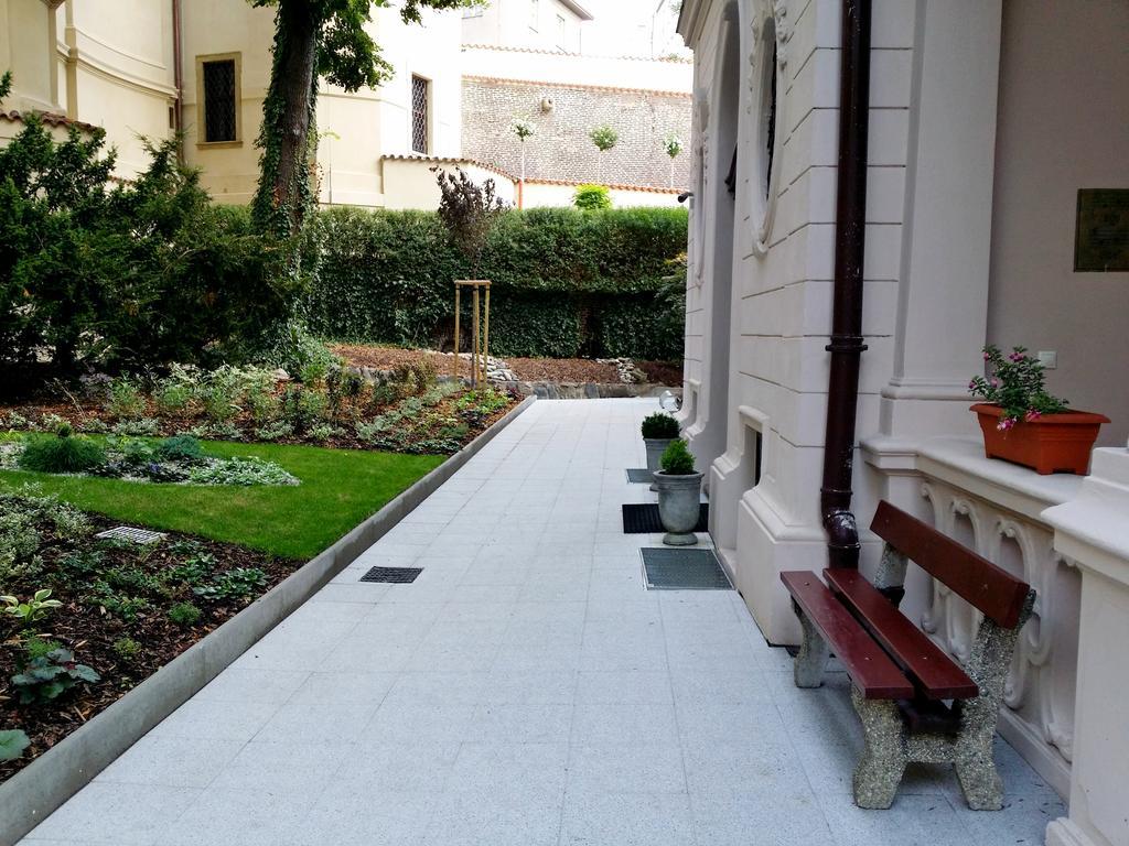 Hotel Svaty Jan براغ المظهر الخارجي الصورة